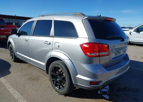 2015 Dodge Journey Sxt z USA, uszkodzony, nr VIN 3C4PDCBG6FT578033